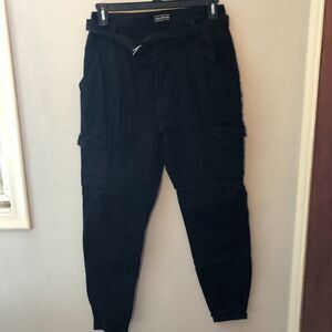 Love Moda Twill Jogger Pants Womens 1X Size 16 Black Belted Cargo.     MT